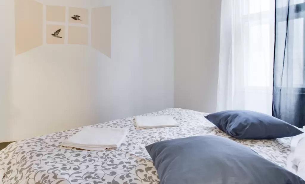 Charles Central Apartment Prague Exterior photo